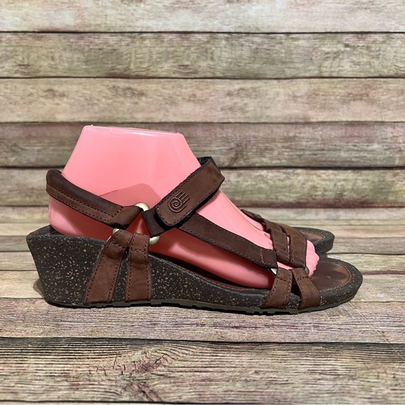 Teva Brown Leather Wedge Sandals - Picture 3 of 8